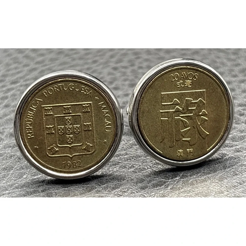 VTG Portuguese Macau 20 Anos 1982 Asian Coin Cufflinks Brass Tone Silver Tone